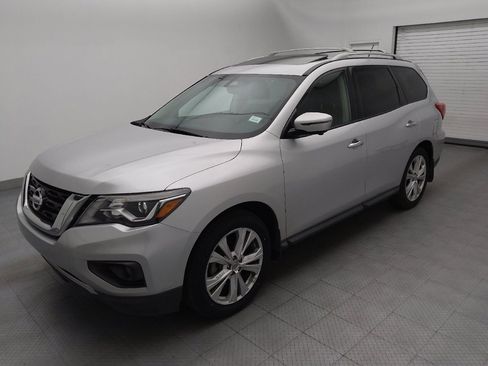 Used 2018 Nissan Pathfinder SL w/ SL Premium Package AWD/4WD image 2