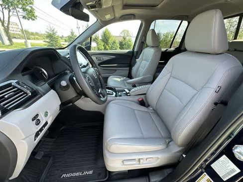 Used 2023 Honda Ridgeline RTL-E image 18
