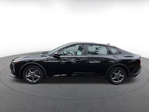 Used 2025 Kia K4 FWD image 10
