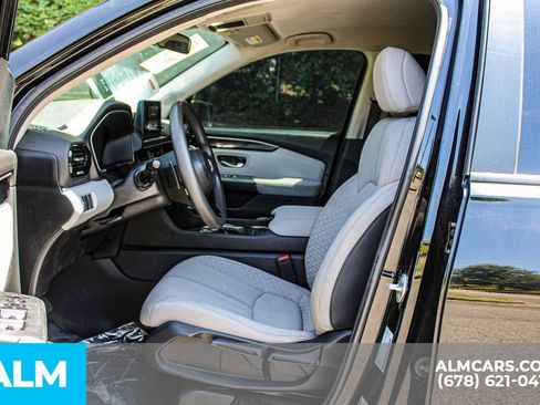 Used 2024 Honda Pilot LX image 15
