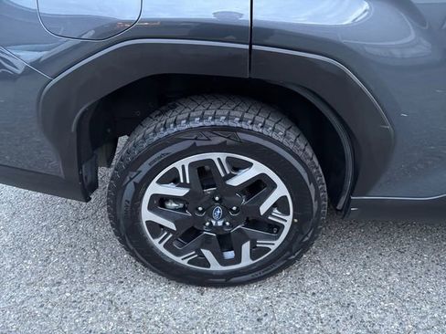 Certified 2025 Subaru Forester image 21