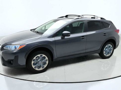 Used 2021 Subaru Crosstrek 2.0i Premium w/ Moonroof Package AWD/4WD image 4