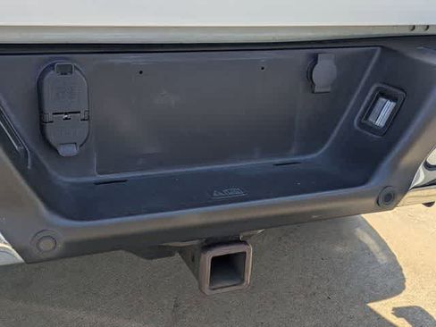 Used 2020 Ford F150 King Ranch w/ Equipment Group 601A Luxury AWD/4WD image 31