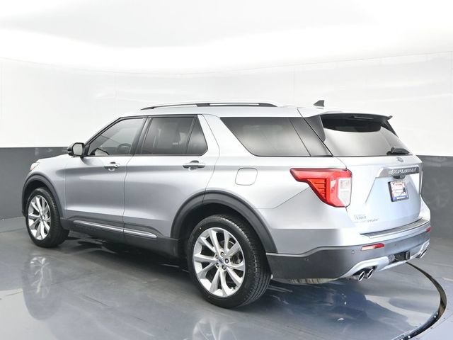Used 2022 Ford Explorer Platinum w/ Equipment Group 601A AWD/4WD image 3