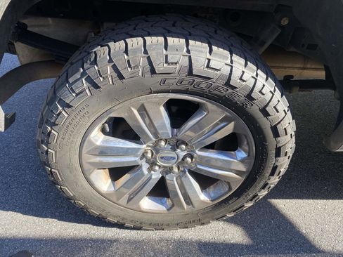 Used 2018 Ford F150 Lariat AWD/4WD image 8