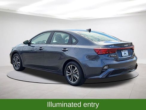 Used 2024 Kia Forte LXS FWD image 5