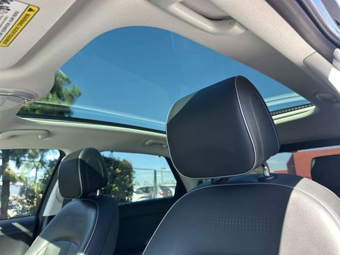 Used 2024 Hyundai Ioniq 5 Limited image 32