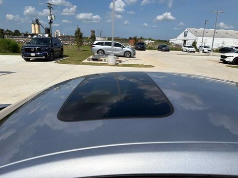 Used 2025 Honda Accord SE image 7