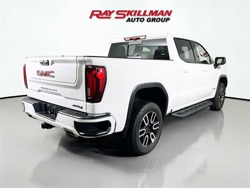 Used 2024 GMC Sierra 1500 AT4 w/ Technology Package image 7