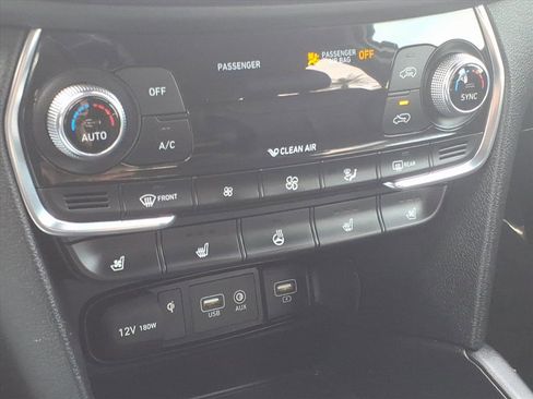 Used 2019 Hyundai Santa Fe Ultimate 2.4L image 22