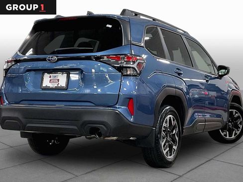 Used 2025 Subaru Forester Premium AWD/4WD image 13