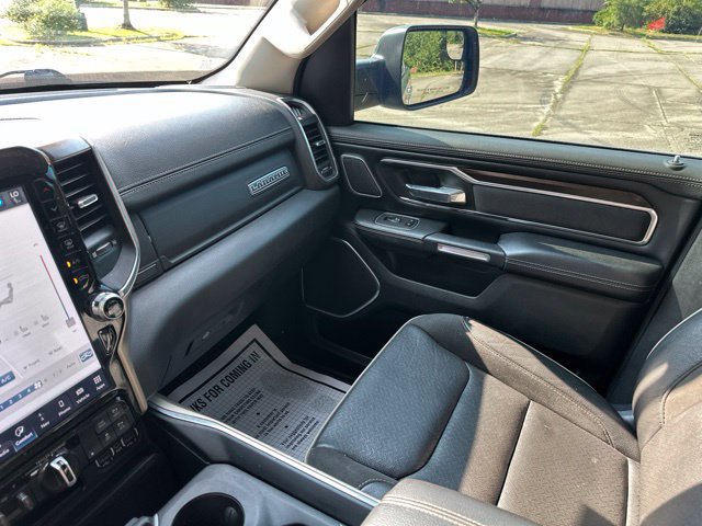 Used 2022 RAM 1500 Laramie AWD/4WD image 27