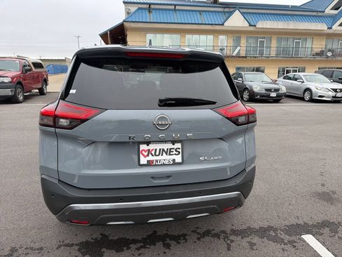 Used 2023 Nissan Rogue SL w/ SL Premium Package AWD/4WD image 8