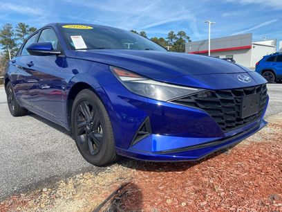 Used 2023 Hyundai Elantra SEL