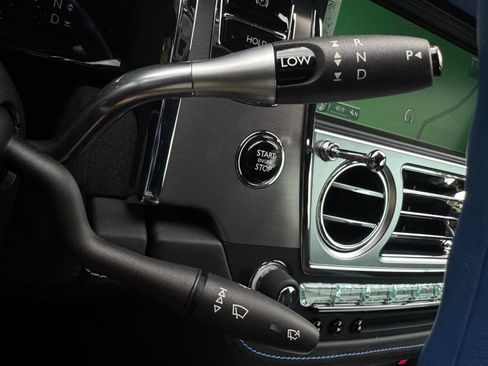 Used 2016 Rolls-Royce Wraith RWD image 66