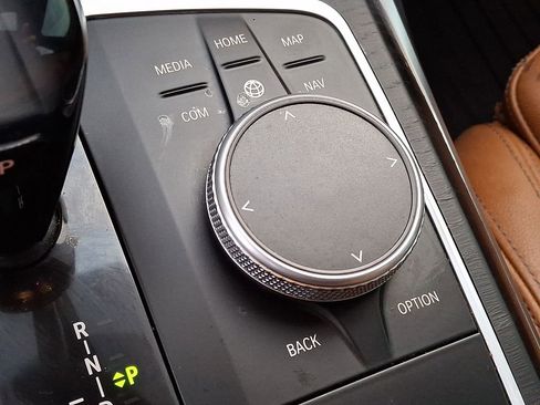 Used 2021 BMW 330i xDrive 330i xDrive w/ Convenience Package image 28