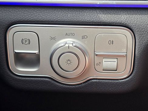 New 2026 Mercedes-Benz GLS 450 4MATIC image 39