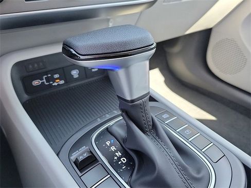 New 2026 Hyundai Kona SE image 15