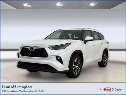Used 2023 Toyota Highlander XLE