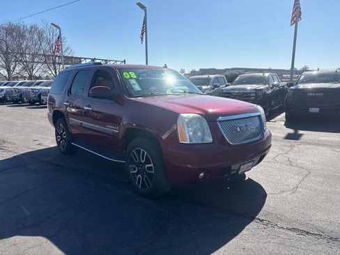 Used 2008 GMC Yukon Denali image 3