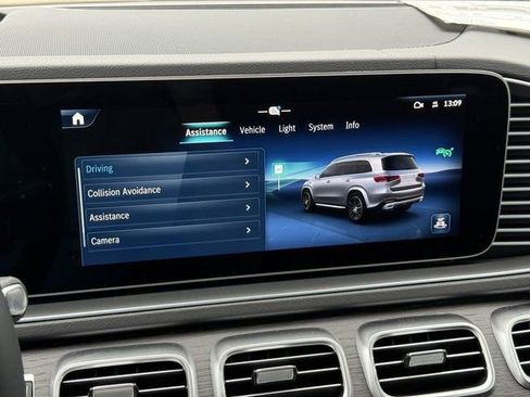 New 2025 Mercedes-Benz GLS 450 4MATIC image 32