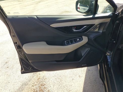 Used 2022 Subaru Outback Limited XT image 12