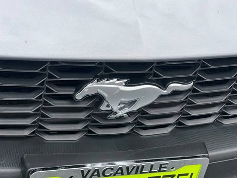 Used 2025 Ford Mustang Convertible RWD image 8