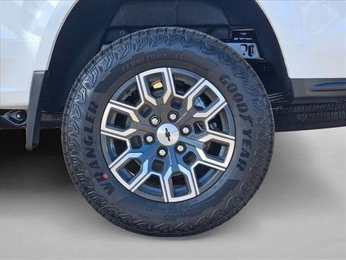 New 2026 Chevrolet Colorado Z71 image 10