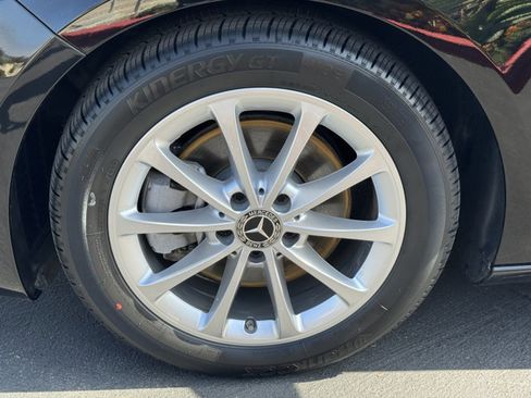 Used 2022 Mercedes-Benz A 220 image 15