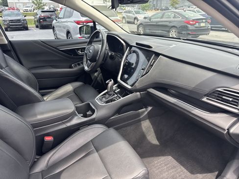 Used 2023 Subaru Outback Touring AWD/4WD image 21