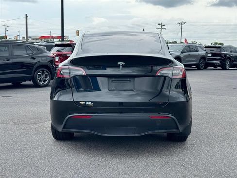 Used 2021 Tesla Model Y Long Range AWD/4WD image 4