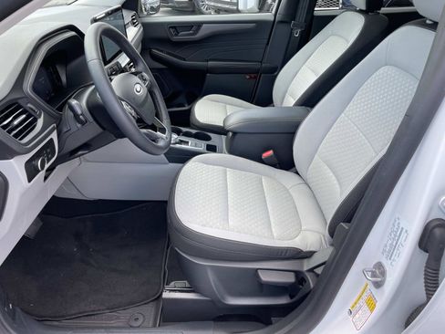 Used 2025 Ford Escape Active w/ Tech Pack #1 image 12