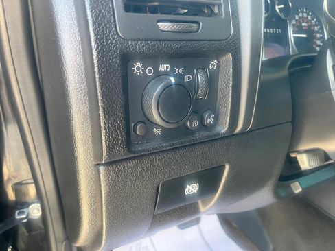 Used 2008 HUMMER H3 Luxury AWD/4WD image 12