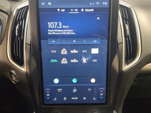 Used 2024 Ford Edge SEL image 25