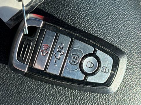 Used 2022 Ford F150 XLT w/ Equipment Group 302A High image 37