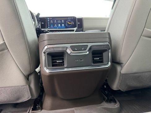 Used 2025 Chevrolet Silverado 2500 LTZ w/ LTZ Premium Package AWD/4WD image 13