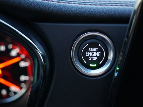 Certified 2025 Chevrolet Blazer RS image 31