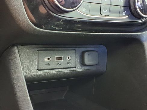 Used 2021 Buick Encore GX Preferred w/ Cold Weather Comfort Package image 22