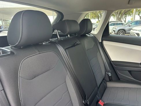 New 2026 Volkswagen Taos SE image 85