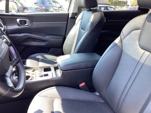 Used 2026 Kia Sorento S w/ S Panoramic Sunroof Package AWD/4WD image 12