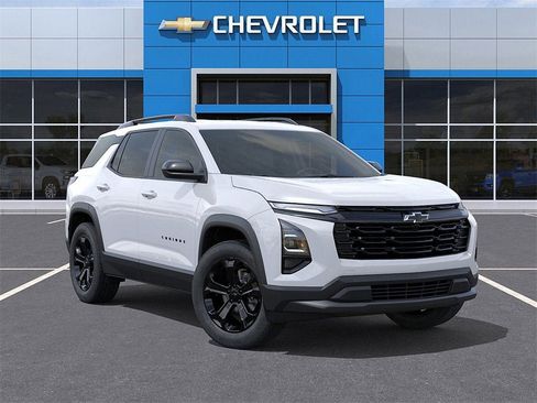 New 2026 Chevrolet Equinox LT w/ Convenience Package II image 8