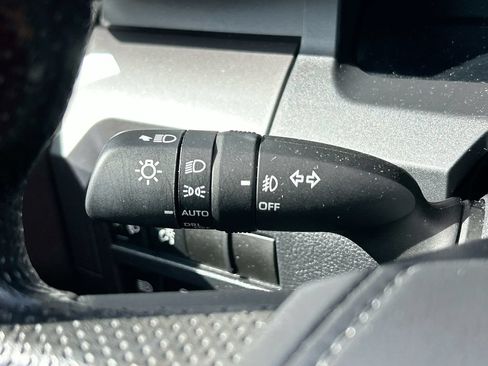 Certified 2025 Toyota Tacoma SR5 RWD image 21