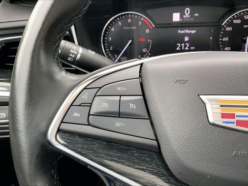 Used 2021 Cadillac XT5 Premium Luxury AWD/4WD image 18