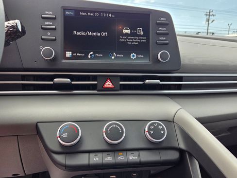 New 2026 Hyundai Elantra Sport FWD image 17