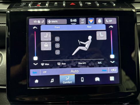 Used 2023 Jeep Grand Cherokee L Laredo AWD/4WD image 16