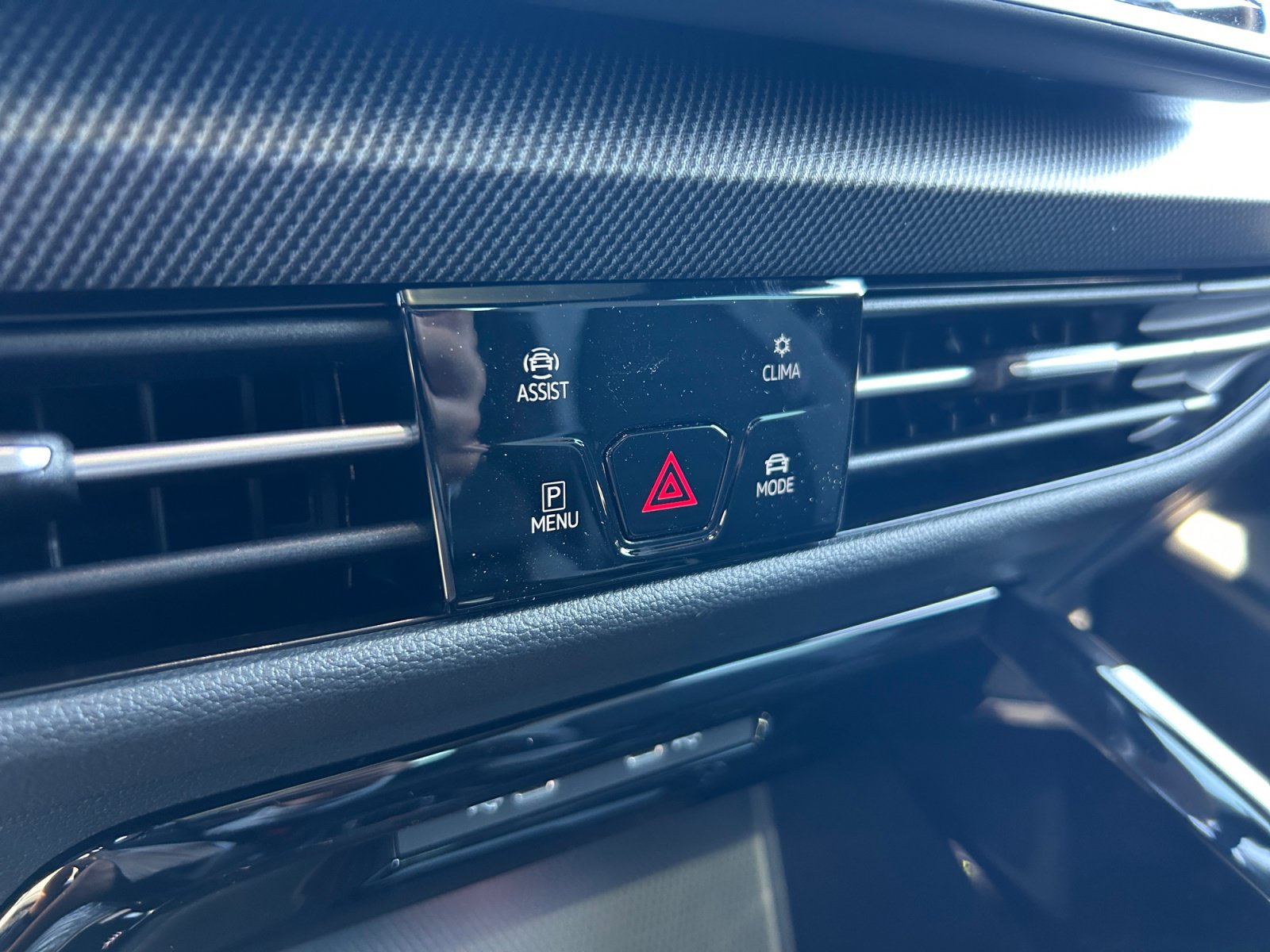 New 2026 Volkswagen GTI SE FWD image 12