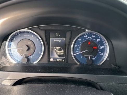 Certified 2016 Toyota Camry LE image 3