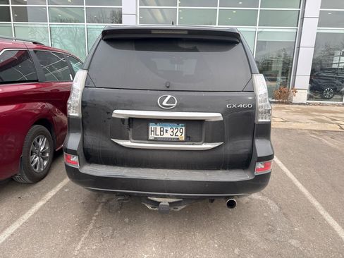 Used 2016 Lexus GX 460 image 3