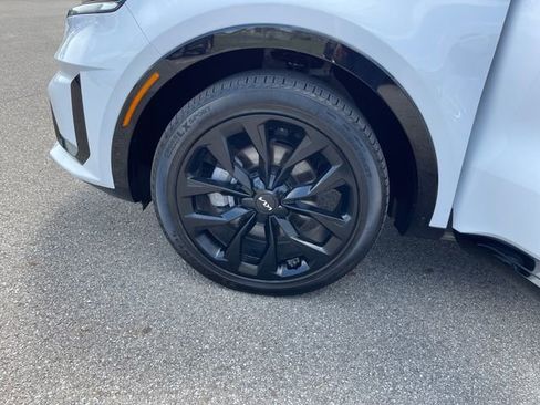 Used 2023 Kia Sorento SX FWD image 23