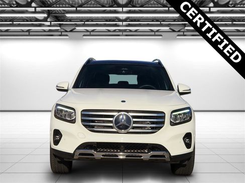 Certified 2025 Mercedes-Benz GLB 250 image 4